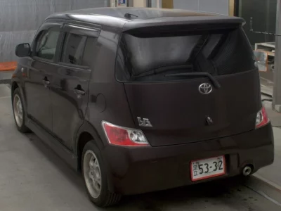 Toyota BB  с аукциона в Японии