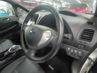 Nissan LEAF лот № 10553 оценка 4  с аукциона в Японии 6