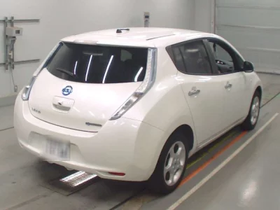Nissan LEAF  с аукциона в Японии