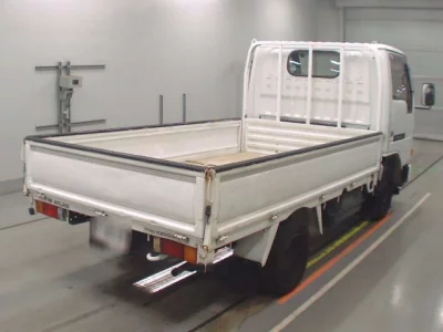 Nissan ATLAS  с аукциона в Японии