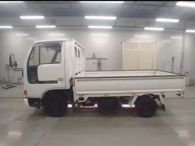 Nissan ATLAS  с аукциона в Японии