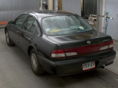 Nissan CEFIRO  с аукциона в Японии