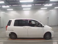 Toyota RAUM лот № 50204 оценка 3.5  с аукциона в Японии 2