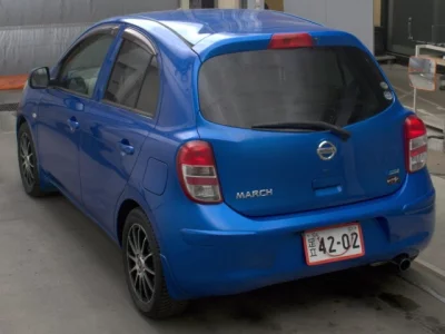 Nissan March