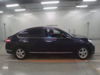 Nissan TEANA лот № 10575 оценка R  с аукциона в Японии 2