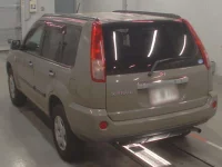 Nissan X-TRAIL лот № 31077 оценка 4.5  с аукциона в Японии 5