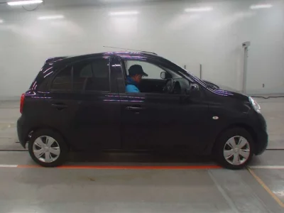 Nissan March