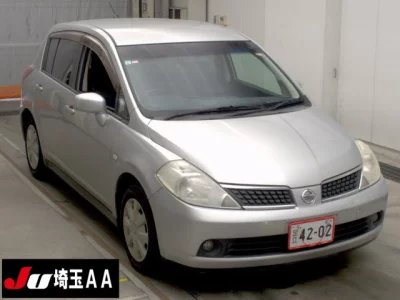 Nissan TIIDA  с аукциона в Японии