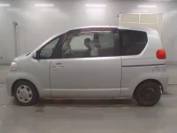 Toyota PORTE лот № 50238 оценка 3.5  с аукциона в Японии 3