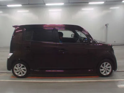 Toyota bB