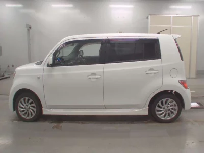 Toyota bB