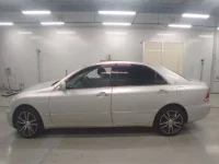 Toyota CROWN лот № 50247 оценка 3.5  с аукциона в Японии 3