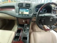 Toyota CROWN лот № 10317 оценка 3.5  с аукциона в Японии 8
