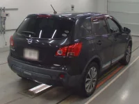 Nissan DUALIS лот № 10686 оценка 3.5  с аукциона в Японии 1