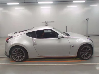 Nissan FAIRLADYZ