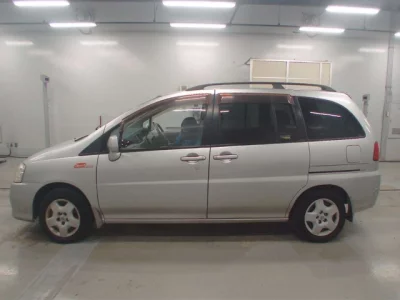 Nissan LIBERTY  с аукциона в Японии