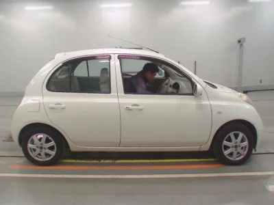 Nissan MARCH  с аукциона в Японии