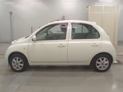 Nissan MARCH  с аукциона в Японии