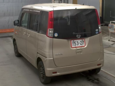 Nissan ROOX  с аукциона в Японии