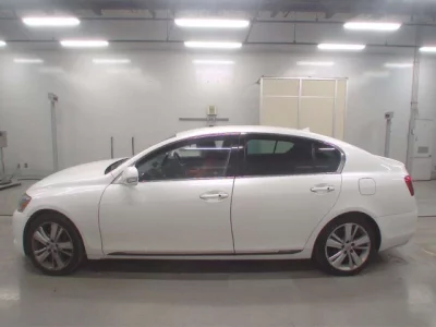 Lexus GS  с аукциона в Японии