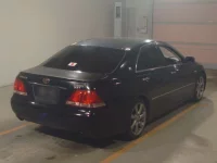 Toyota CROWN лот № 9047 оценка R  с аукциона в Японии 1
