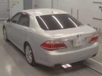 Toyota CROWN лот № 31238 оценка R  с аукциона в Японии 5