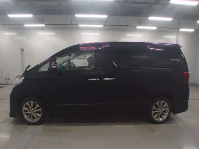 Toyota ALPHARD  с аукциона в Японии