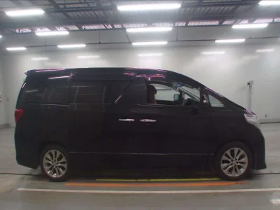Toyota ALPHARD  с аукциона в Японии