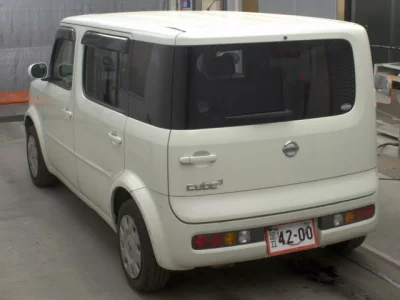 Nissan CUBECUBIC  с аукциона в Японии