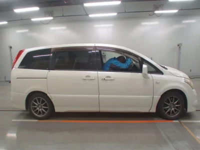 Nissan Presage