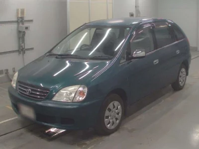 Toyota NADIA  с аукциона в Японии