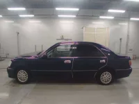 Toyota CROWN лот № 50262 оценка R  с аукциона в Японии 3