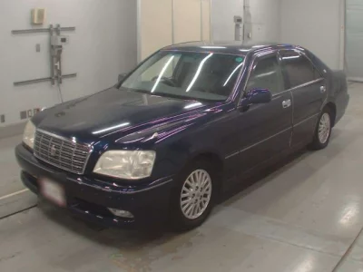 Toyota CROWN  с аукциона в Японии