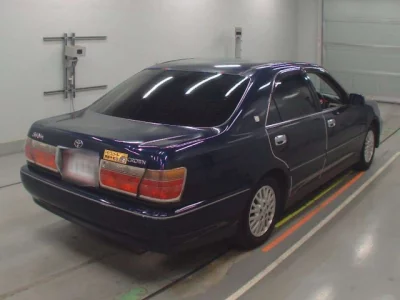 Toyota CROWN  с аукциона в Японии