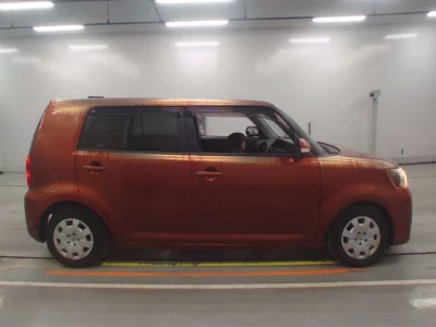 Toyota COROLLA RUMION  с аукциона в Японии