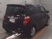 Toyota RACTIS лот № 10630 оценка 3.5  с аукциона в Японии 1