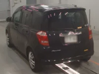 Toyota RACTIS лот № 10630 оценка 3.5  с аукциона в Японии 5