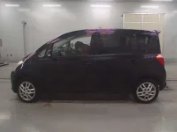 Toyota RACTIS лот № 10630 оценка 3.5  с аукциона в Японии 3