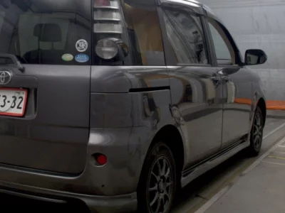 Toyota SIENTA  с аукциона в Японии