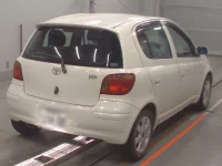Toyota VITZ лот № 10629 оценка 4  с аукциона в Японии 1
