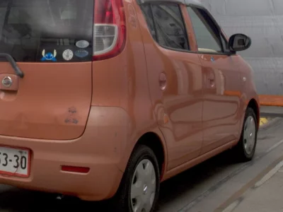 Nissan MOCO  с аукциона в Японии