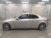 Nissan SKYLINE лот № 10689 оценка 4  с аукциона в Японии 3