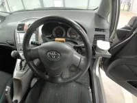 Toyota AURIS лот № 31195 оценка 3  с аукциона в Японии 6