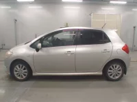 Toyota AURIS лот № 31195 оценка 3  с аукциона в Японии 3