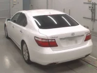 Lexus LS лот № 31209 оценка 3.5  с аукциона в Японии 5