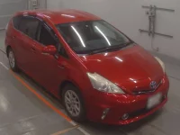 Toyota PRIUS ALPHA лот № 10672 оценка 3  с аукциона в Японии 4