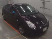Toyota Prius лот № 10655 оценка 4  с аукциона в Японии 4