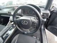 Lexus IS лот № 31220 оценка 3.5  с аукциона в Японии 6