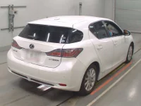 Lexus CT лот № 10707 оценка 3.5  с аукциона в Японии 1
