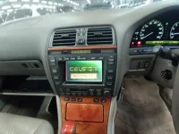 Toyota CELSIOR лот № 31253 оценка 3.5  с аукциона в Японии 8